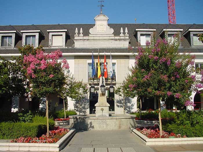 plazas de conserjes y servicios de mantenimiento en Majadahonda Madrid